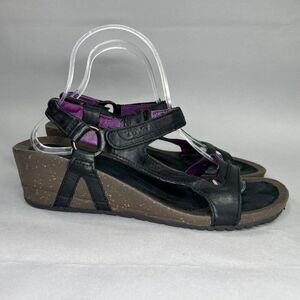 Teva Cabrillo Sandals Women's Size 10 Black Leather Crossover Hook Loop Wedge‎
